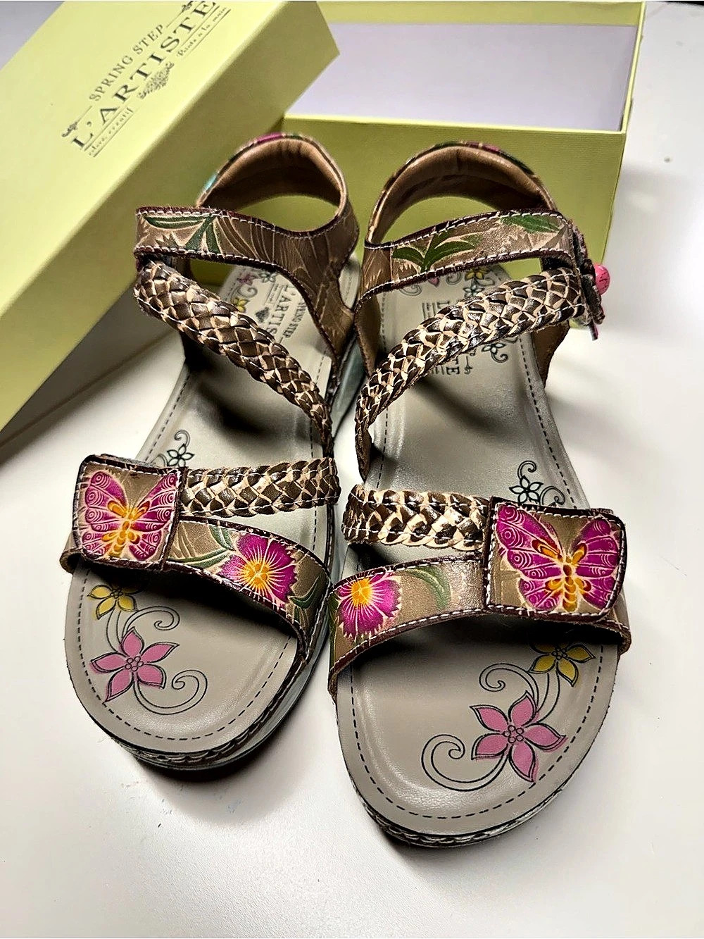 L'Artiste by Spring Step Brissa Floral Sandals Brown & Pink US 9.5